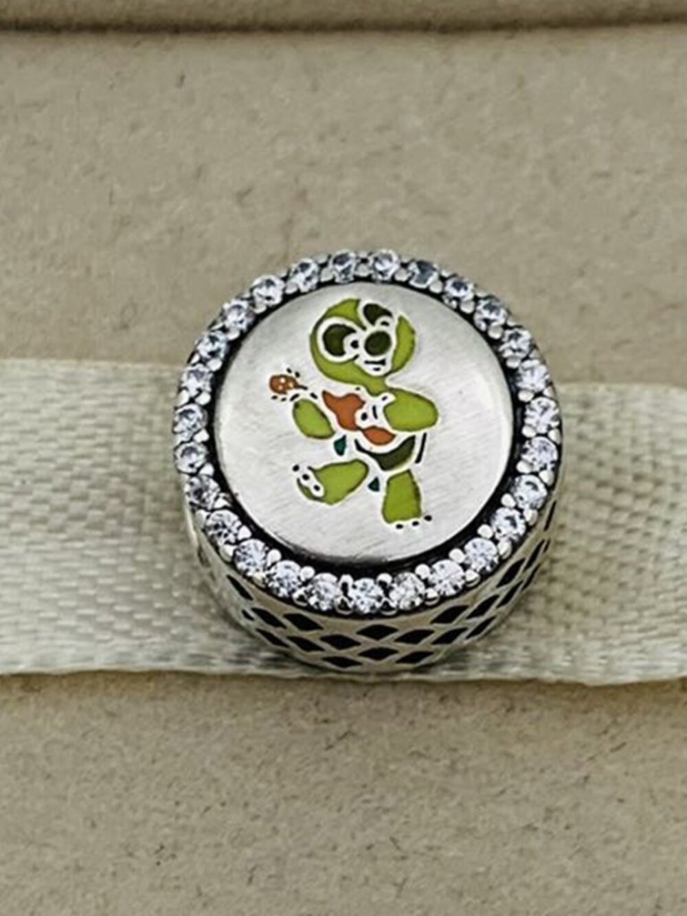 ✨🔥Disney Parks Aulani Pandora Sea Turtle Button Charm